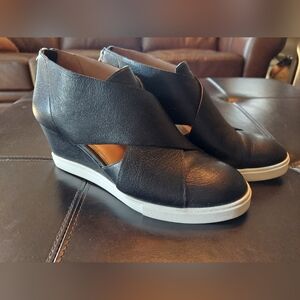 Liena Paolo black leather wedge shoe size 10M